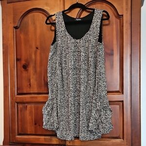 Papillon Black and Tan Patterned Bubble Dress With Pockets, Mini, Sz M